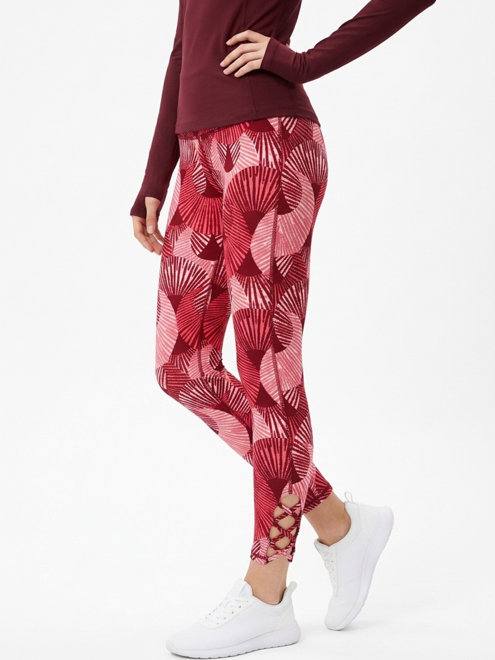 AERIE | Printed Red Shell-Pattern Cropped Leggings with Lattice Women’s Size S